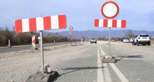 Регионалният министър инспектира пътя Мездра – Ботевград и обеща да е готов до края на юни